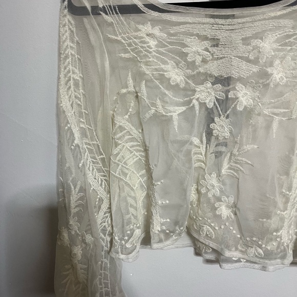 Off White Sheer Crop Top - Picture 2 of 6